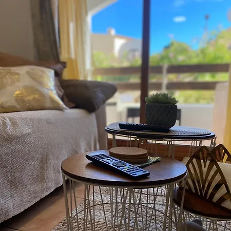 E041 Albir דירה *