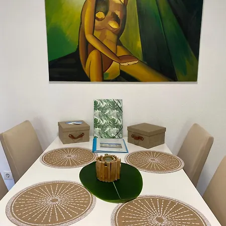 E041 Albir דירה *